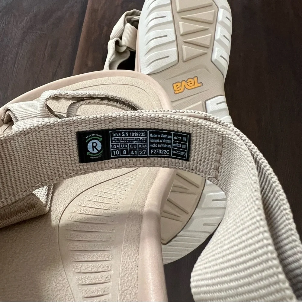 New Teva WOMEN W HURRICANE XLT2  sesame SSME walking hiking sandals size pick - Picture 4 of 7